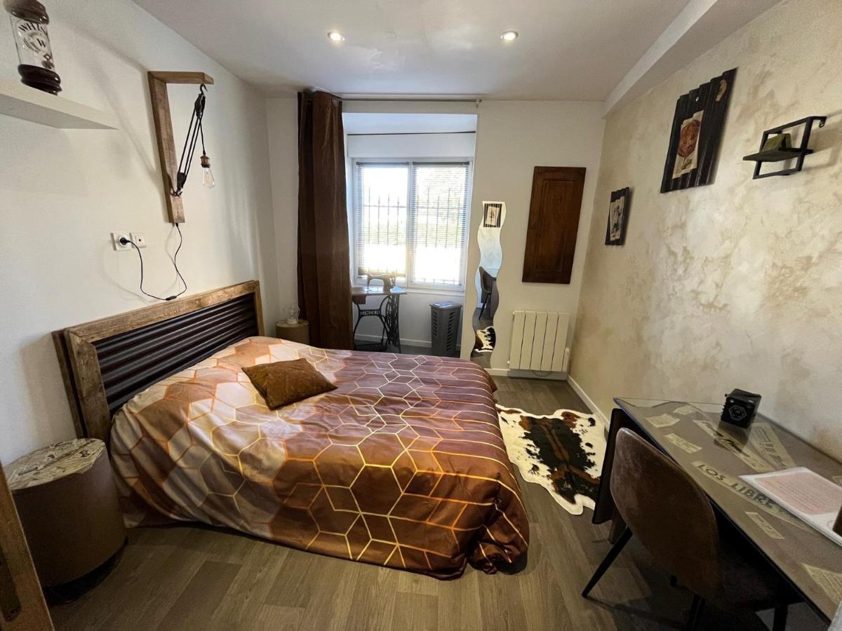 Chambres D'Hotes A La Forge Du Coglais La Selle-en-Cogles エクステリア 写真